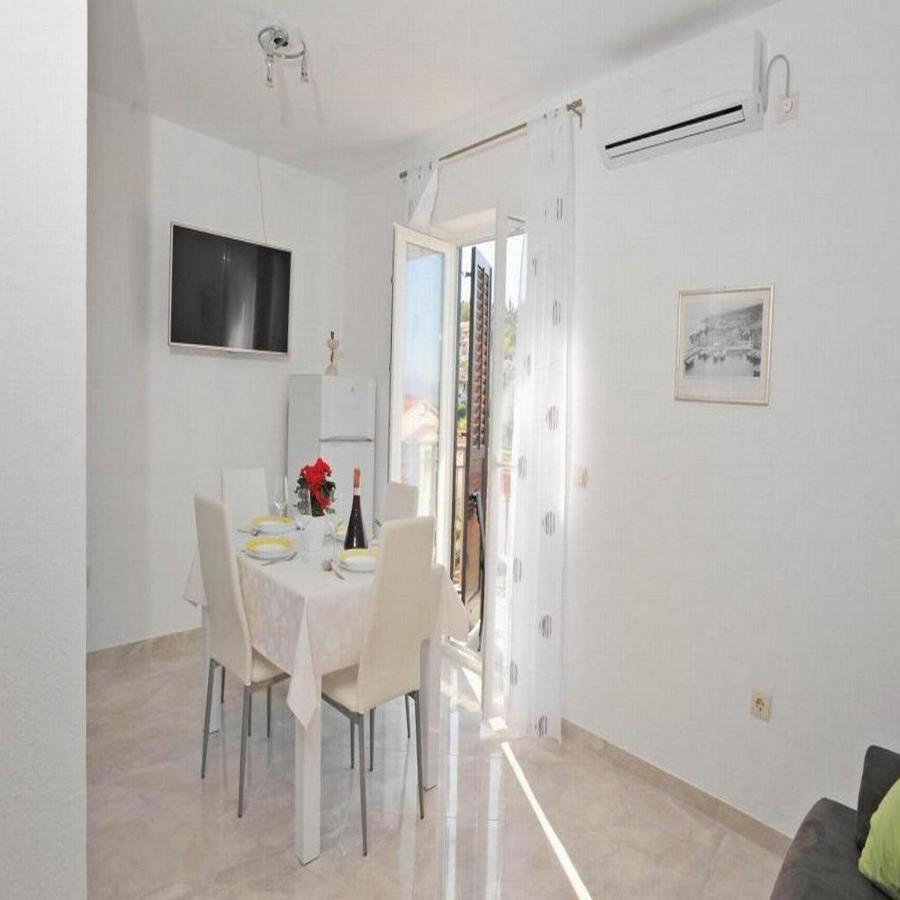 Apartments Lenka スティヴァン 部屋 写真
