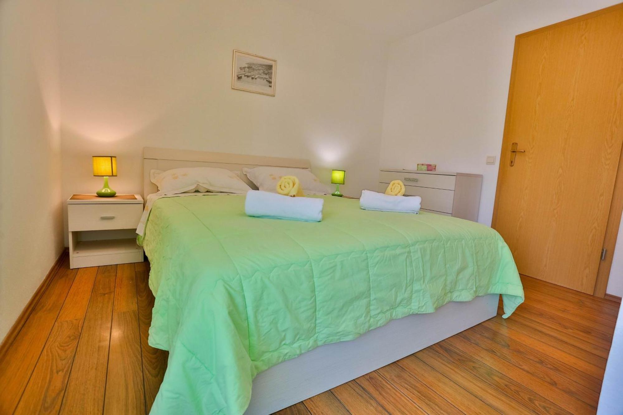 Apartments Lenka スティヴァン 部屋 写真